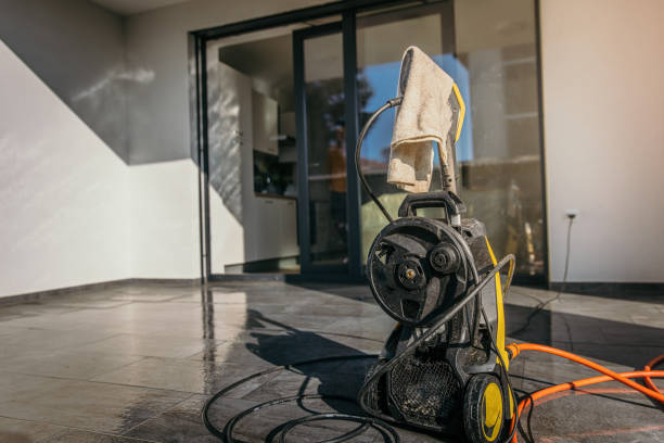 Post-Construction Pressure Washing in Saunders Lake, OR
